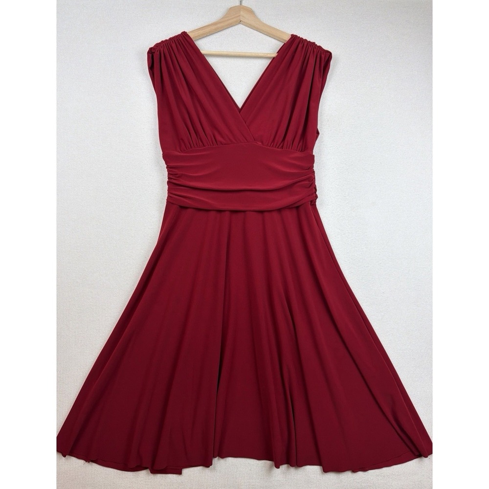 Soprano Fit & Flare Knee Length Ruched Red Dress Size L Knit Stretch Raw Hem 90s